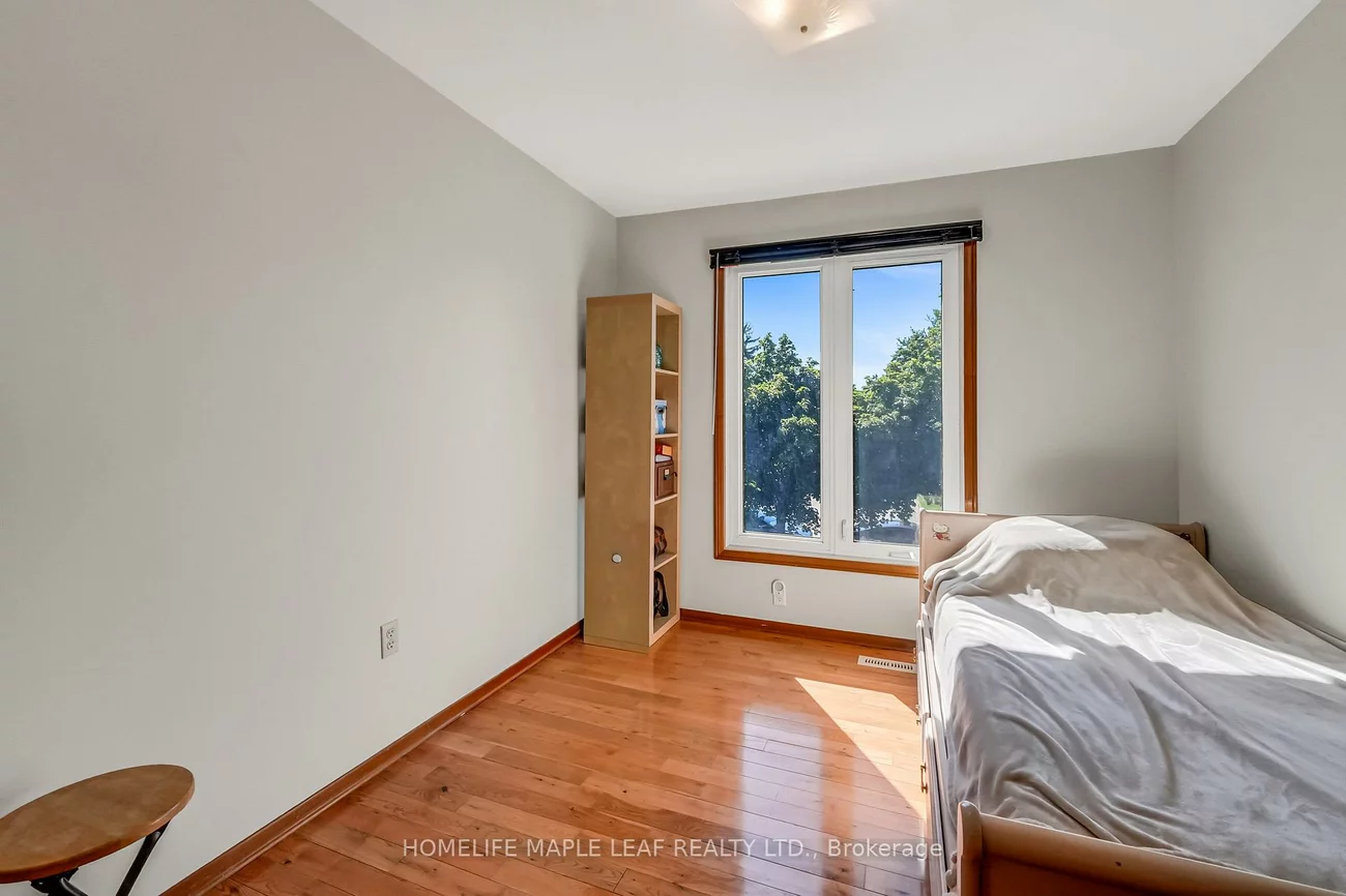 14, Manitou, Central Park, Brampton