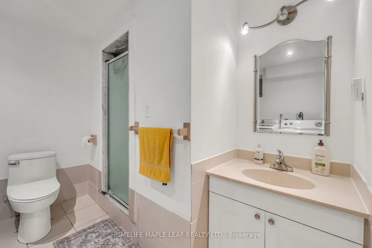 14, Manitou, Central Park, Brampton