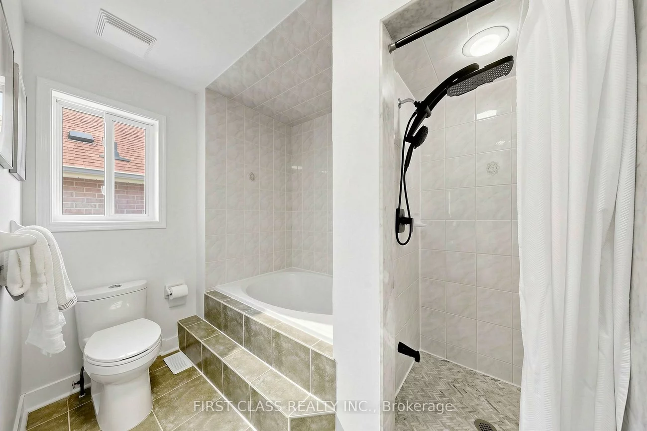 175, Tiller, Fletcher's Creek Village, Brampton