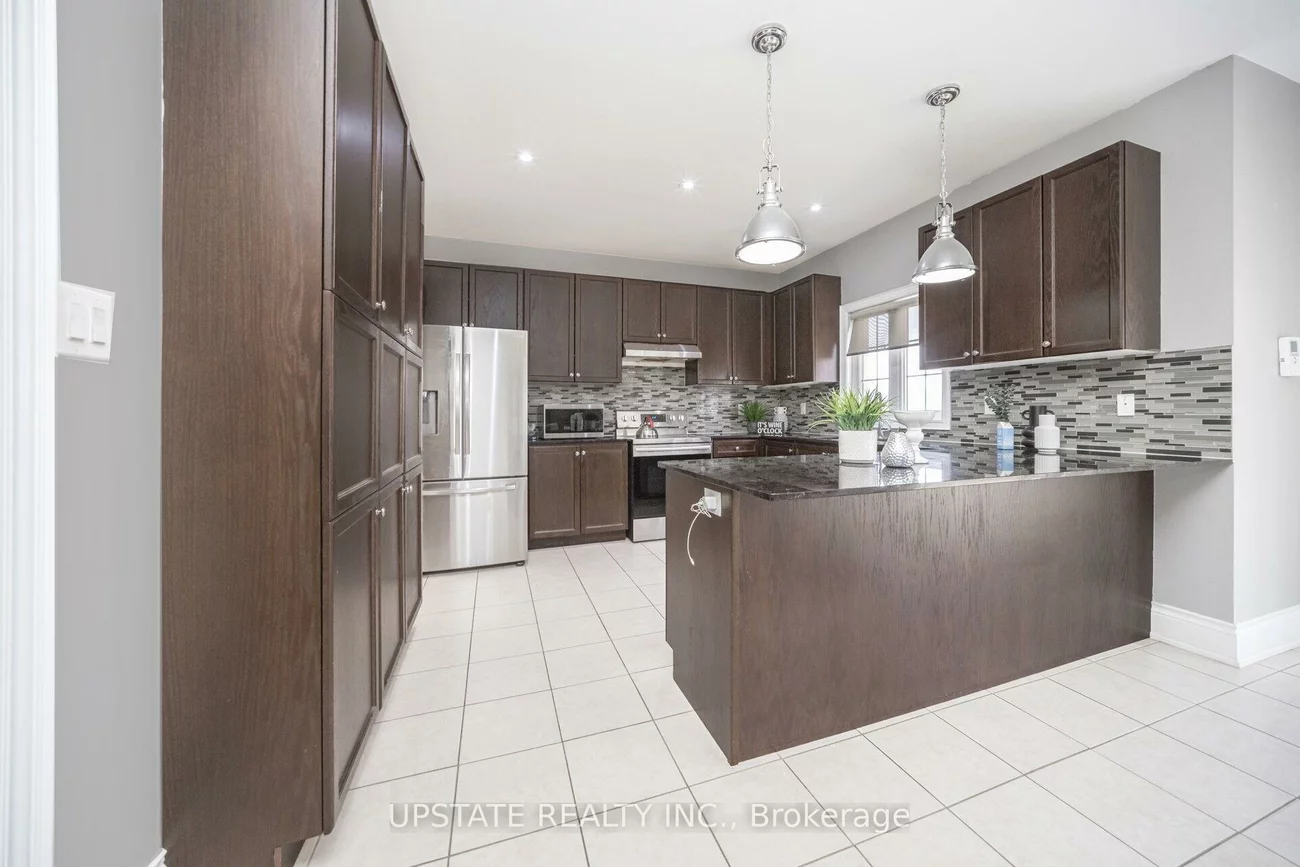 2, Beachville, Credit Valley, Brampton