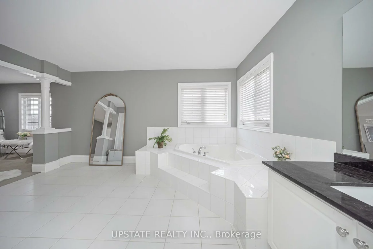 2, Beachville, Credit Valley, Brampton