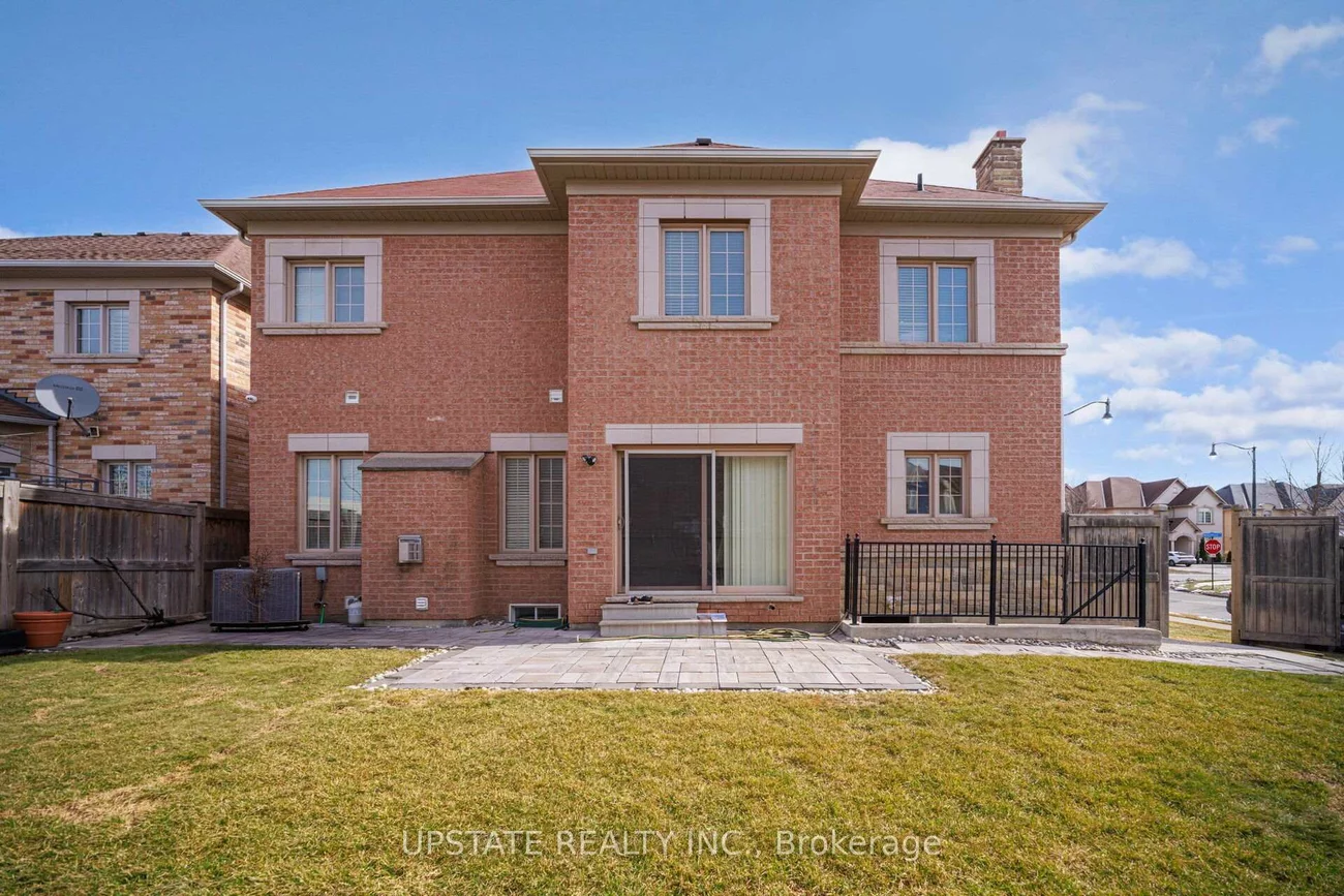 2, Beachville, Credit Valley, Brampton