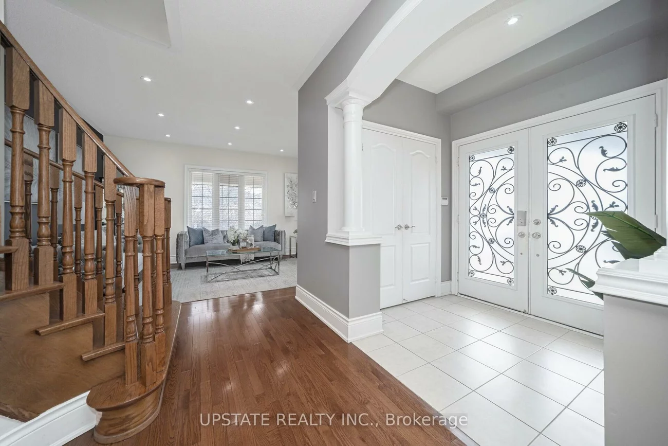 2, Beachville, Credit Valley, Brampton