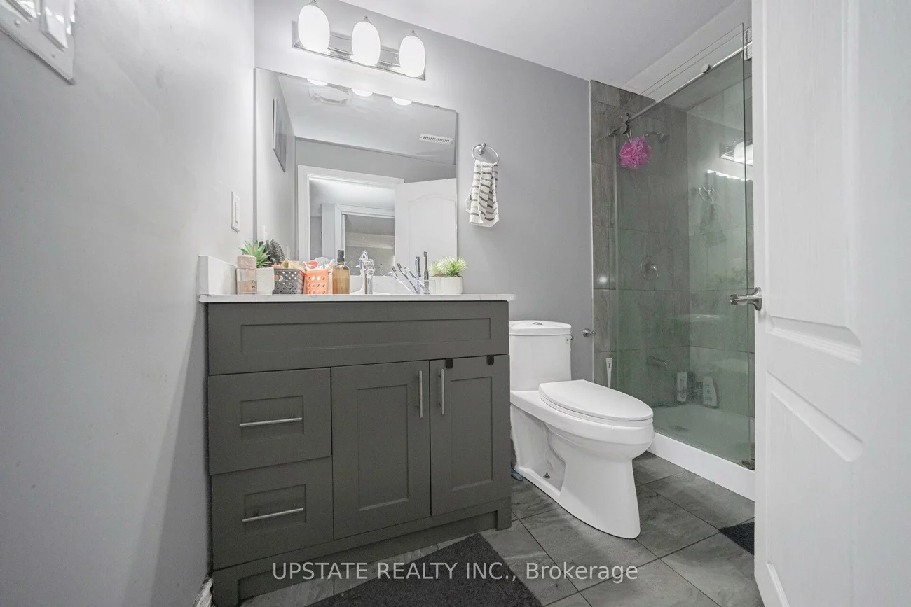 2, Beachville, Credit Valley, Brampton