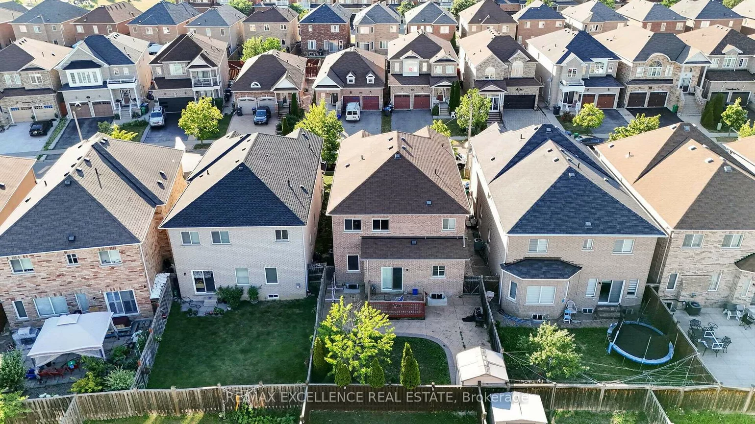 12, Summitgreen, Sandringham-Wellington, Brampton