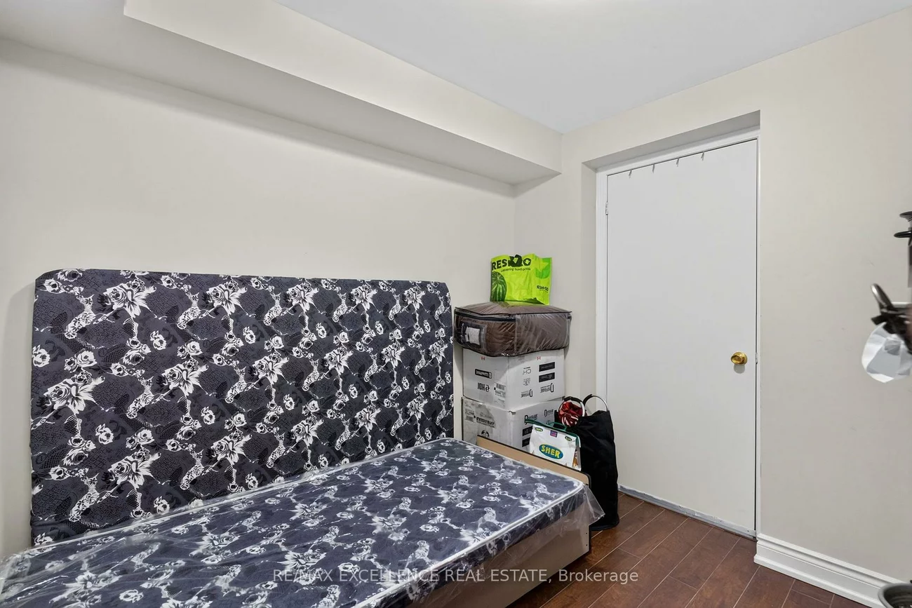 12, Summitgreen, Sandringham-Wellington, Brampton