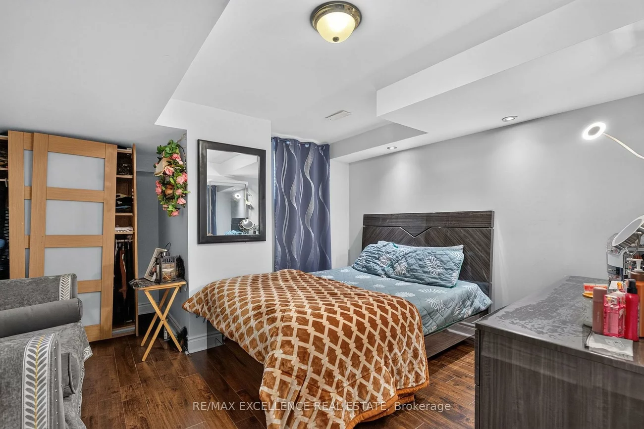 12, Summitgreen, Sandringham-Wellington, Brampton