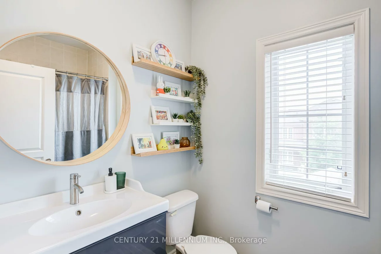 36, Platform, Northwest Brampton, Brampton