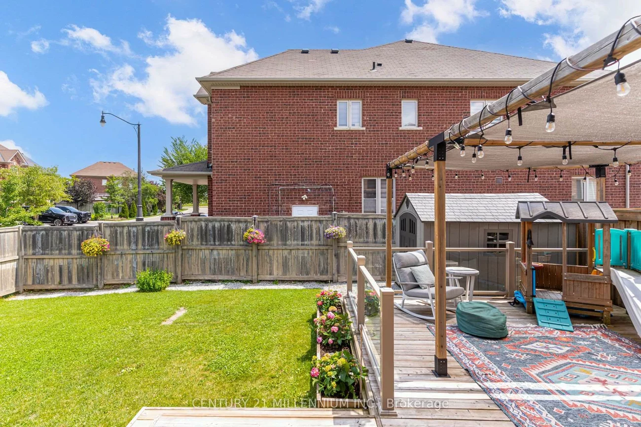 36, Platform, Northwest Brampton, Brampton