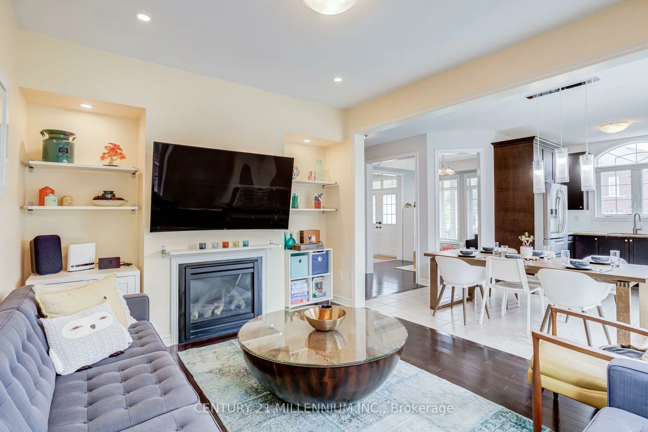 36, Platform, Northwest Brampton, Brampton