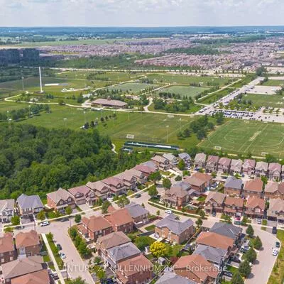 36, Platform, Northwest Brampton, Brampton