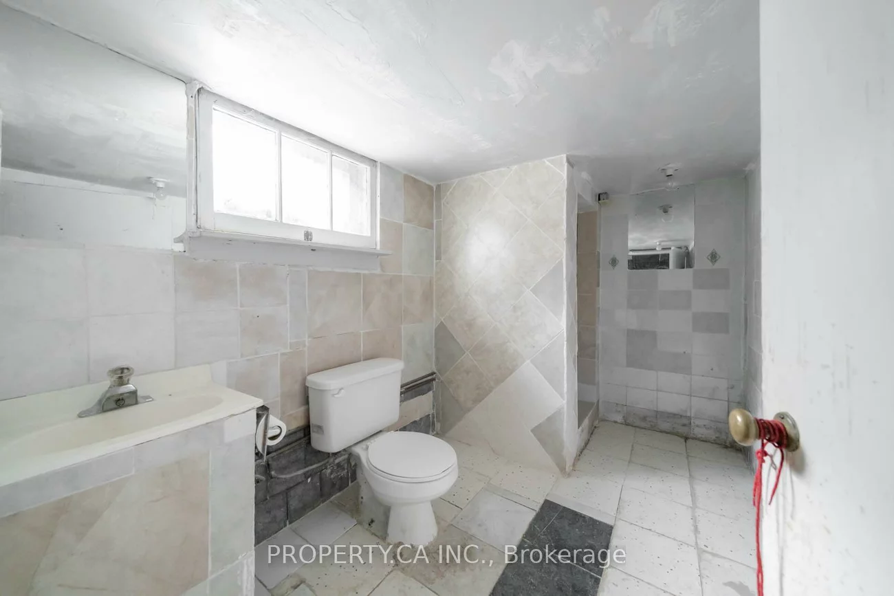 46, McMurchy, Downtown Brampton, Brampton