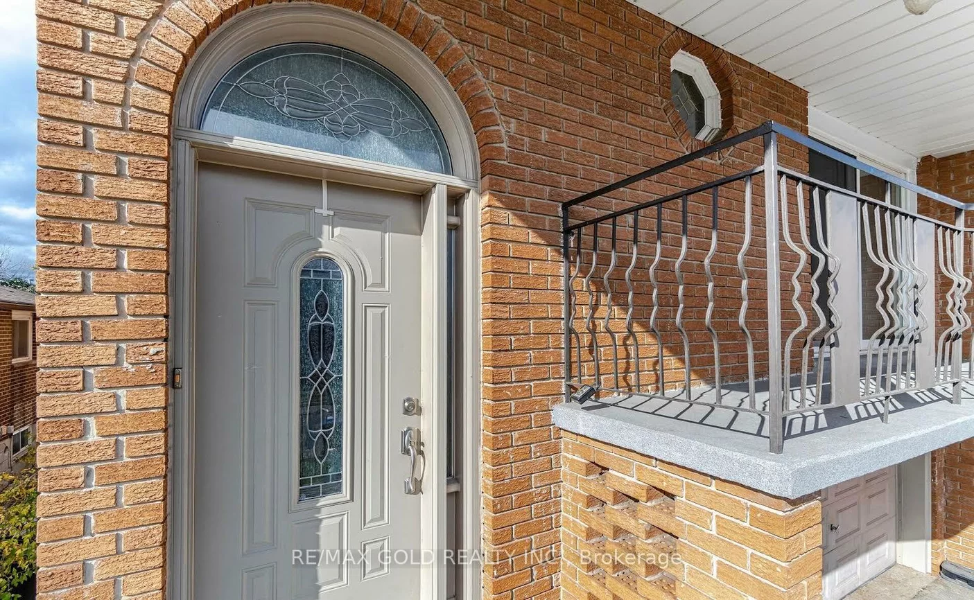 68, Prouse, Brampton North, Brampton