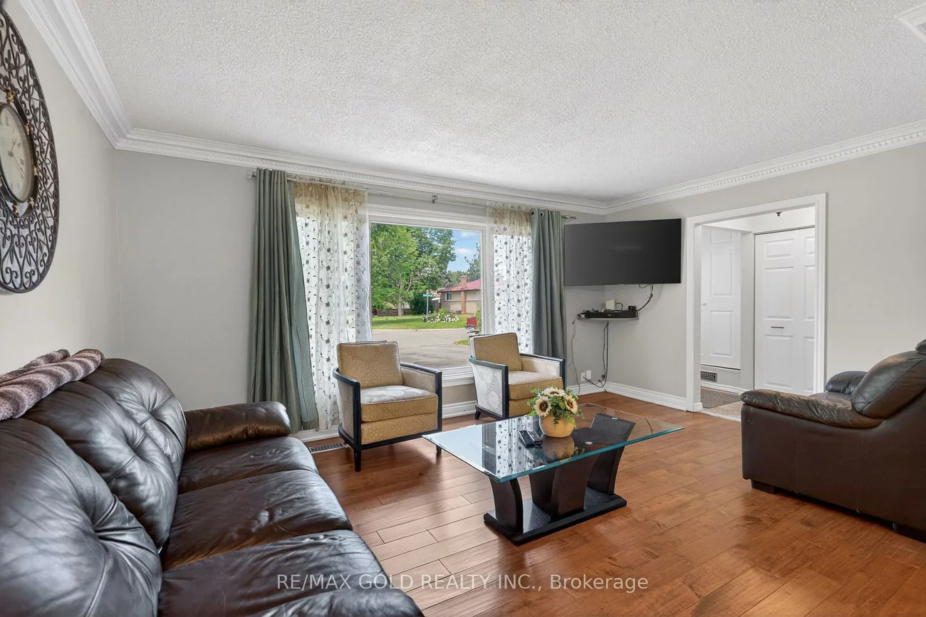 36, Belmont, Avondale, Brampton