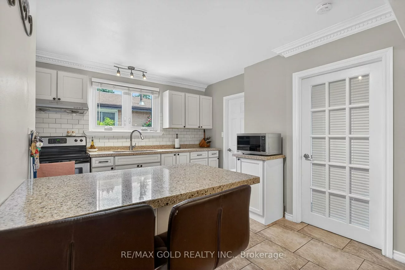 36, Belmont, Avondale, Brampton