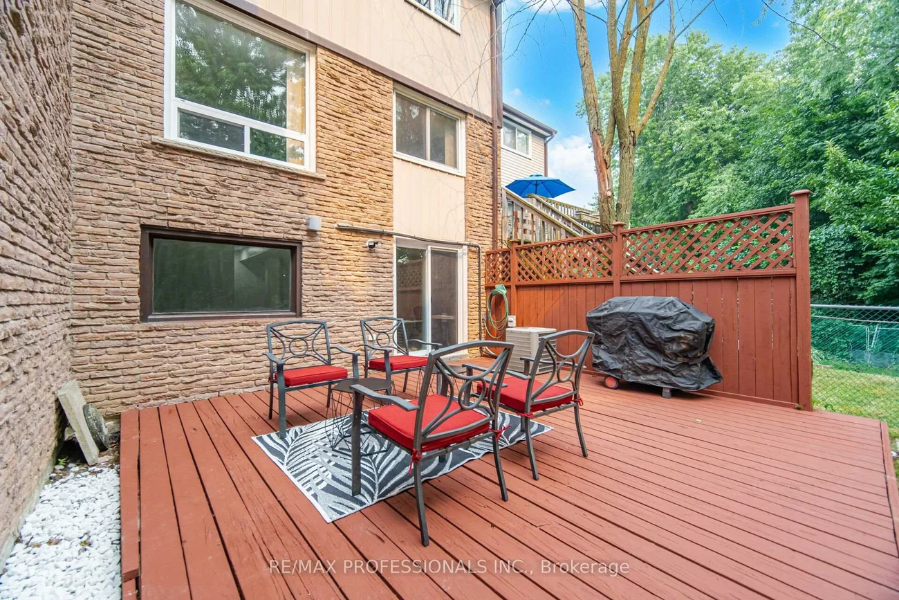 22, Pontiac, Heart Lake West, Brampton
