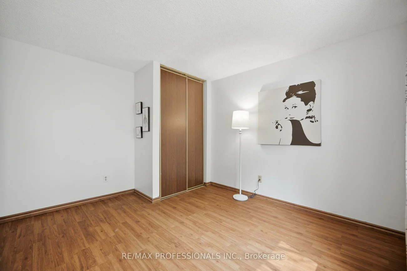22, Pontiac, Heart Lake West, Brampton