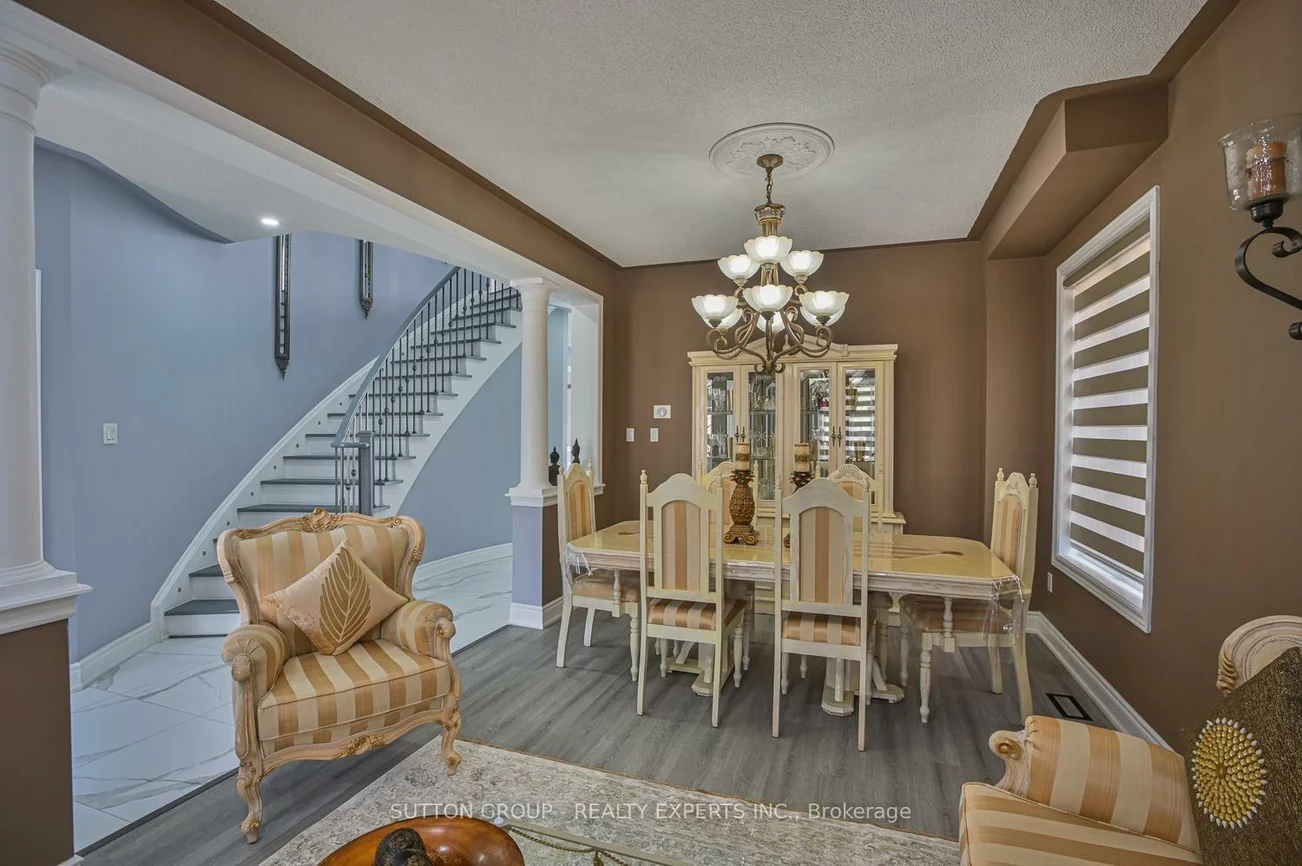 373, Sunny Meadow, Sandringham-Wellington, Brampton
