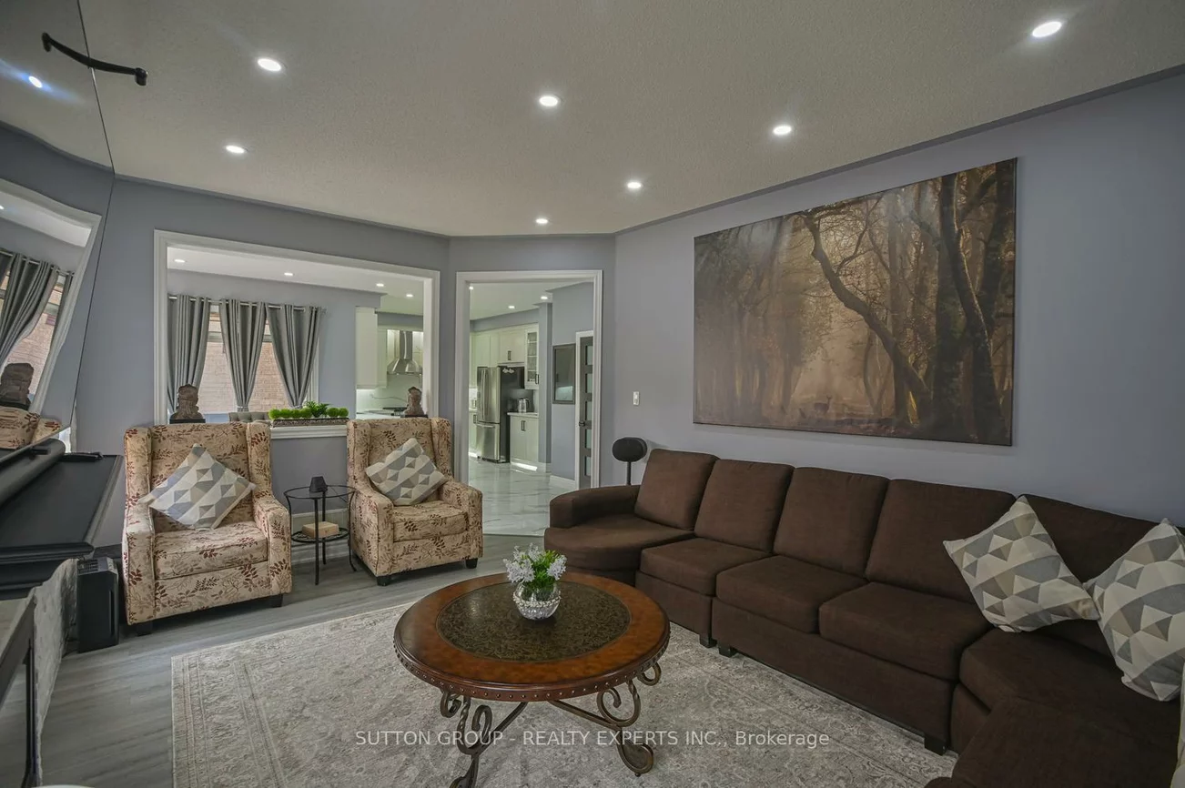 373, Sunny Meadow, Sandringham-Wellington, Brampton