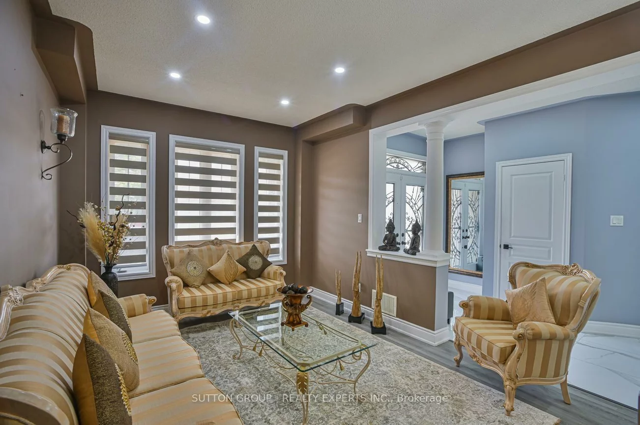 373, Sunny Meadow, Sandringham-Wellington, Brampton