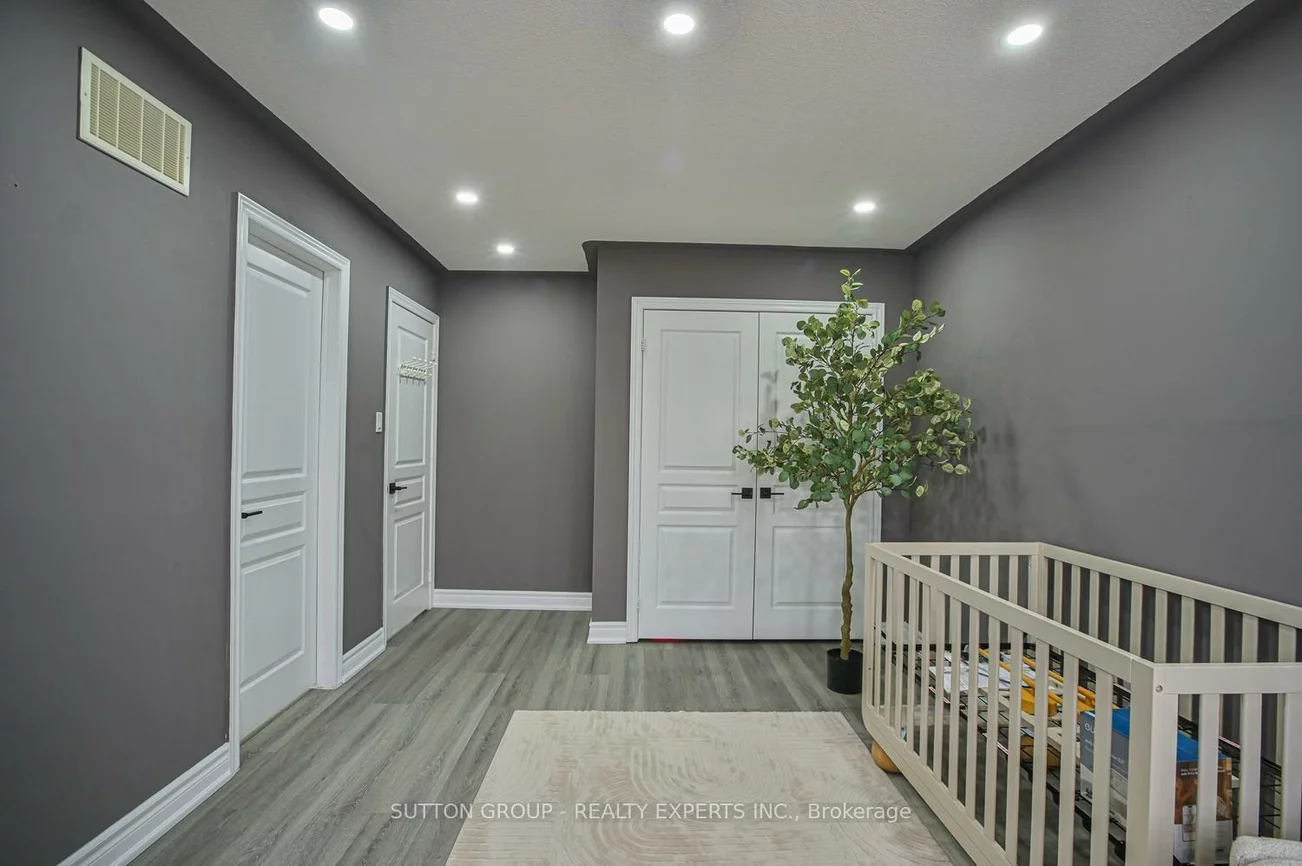 373, Sunny Meadow, Sandringham-Wellington, Brampton