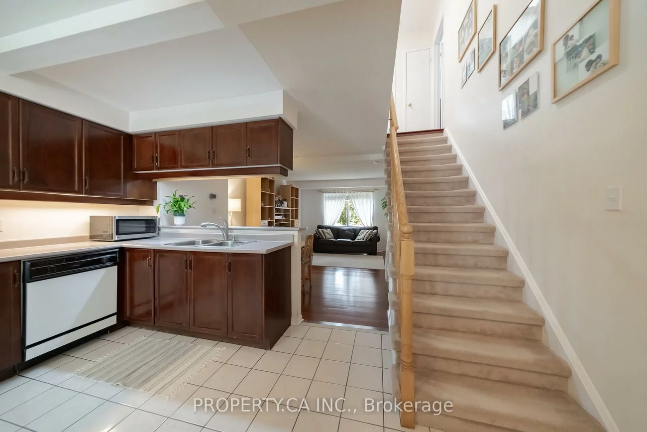 72, Desert Sand, Sandringham-Wellington, Brampton