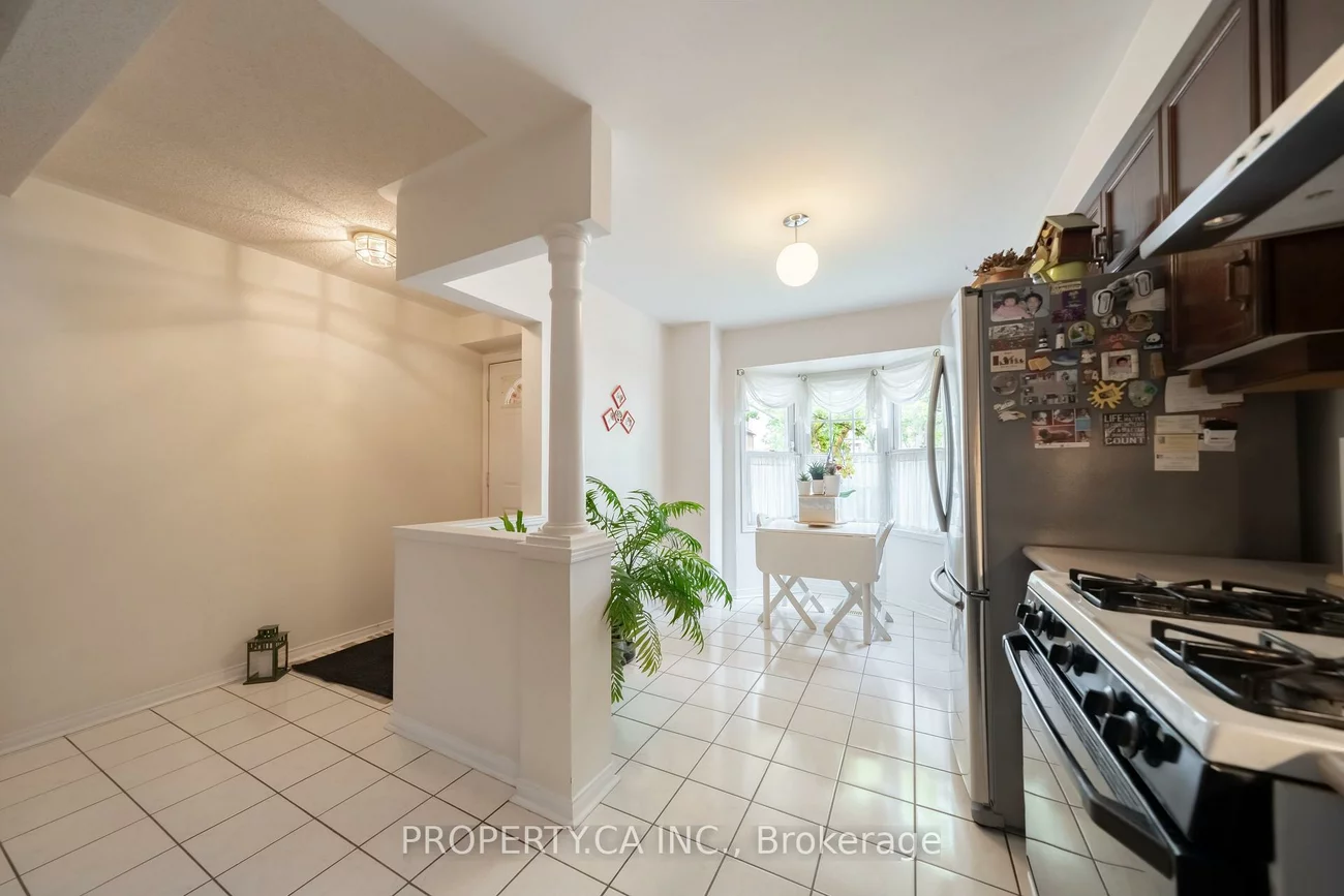 72, Desert Sand, Sandringham-Wellington, Brampton