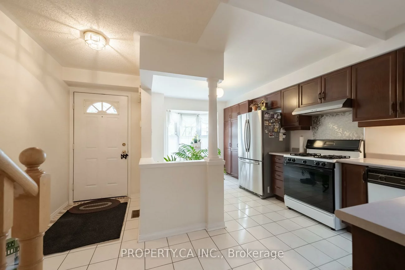 72, Desert Sand, Sandringham-Wellington, Brampton