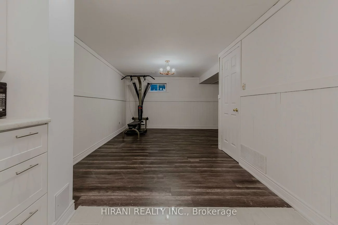 75, Royal Salisbury, Madoc, Brampton