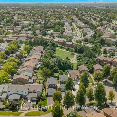 75, Royal Salisbury, Madoc, Brampton
