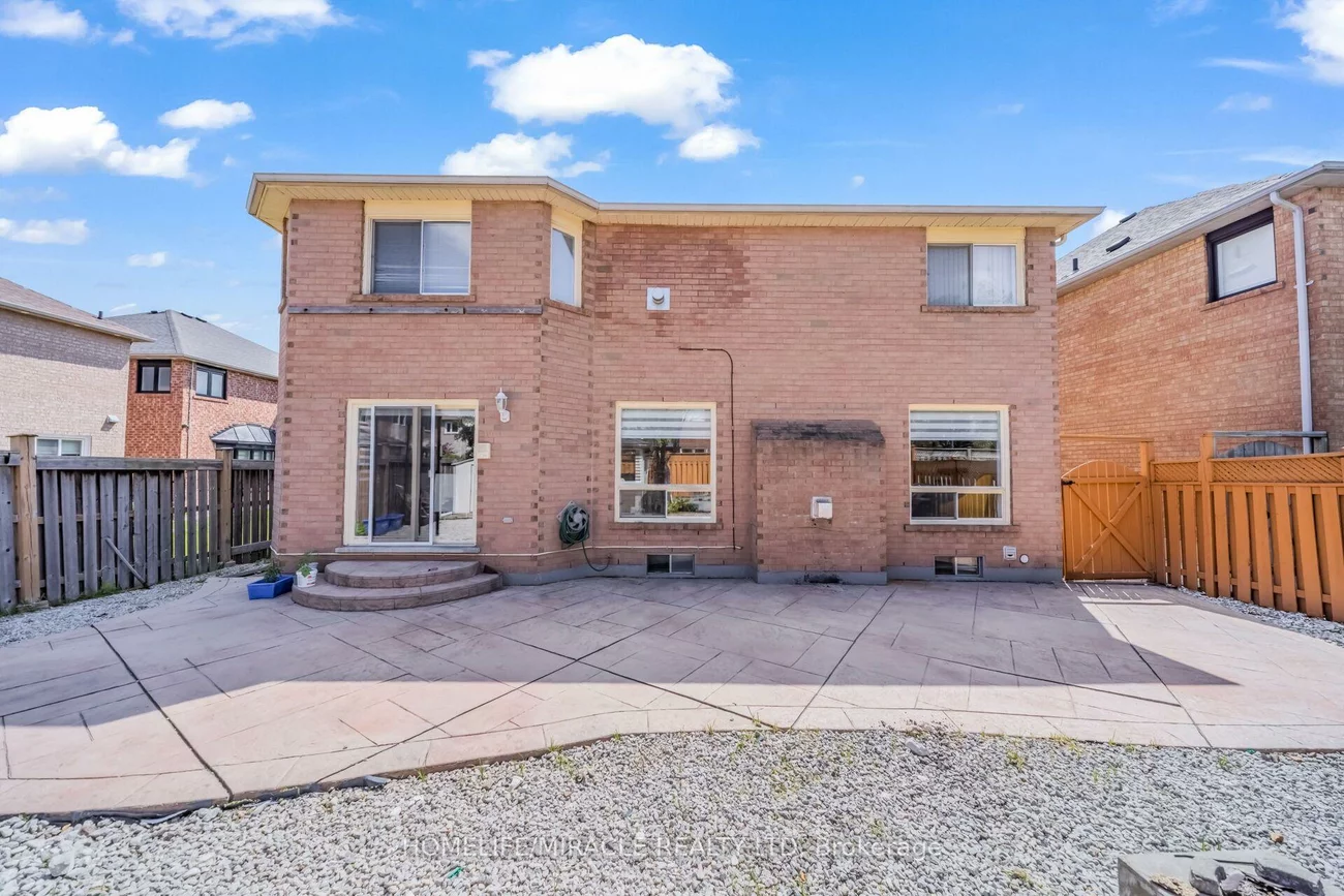 32, Gold Tree, Sandringham-Wellington, Brampton