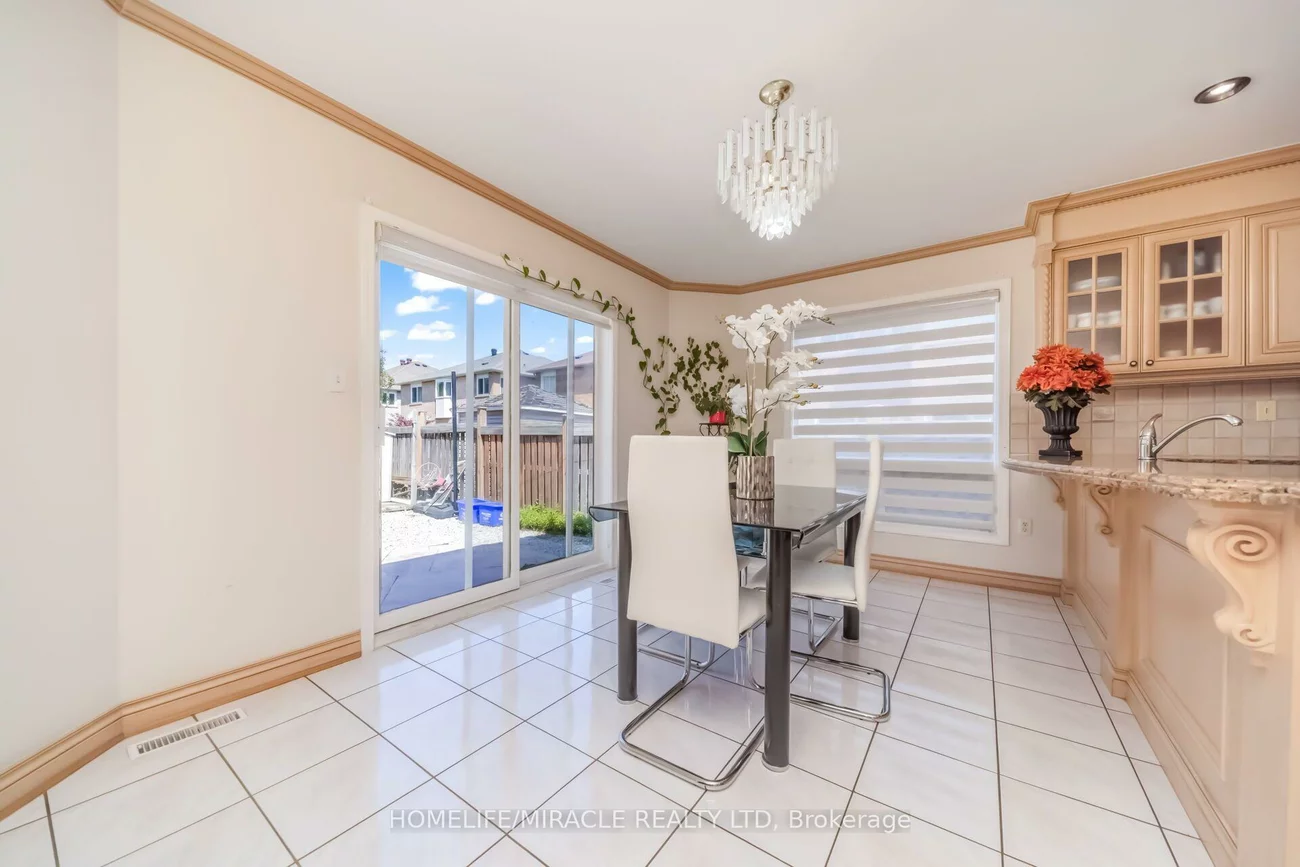 32, Gold Tree, Sandringham-Wellington, Brampton