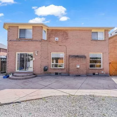 32, Gold Tree, Sandringham-Wellington, Brampton