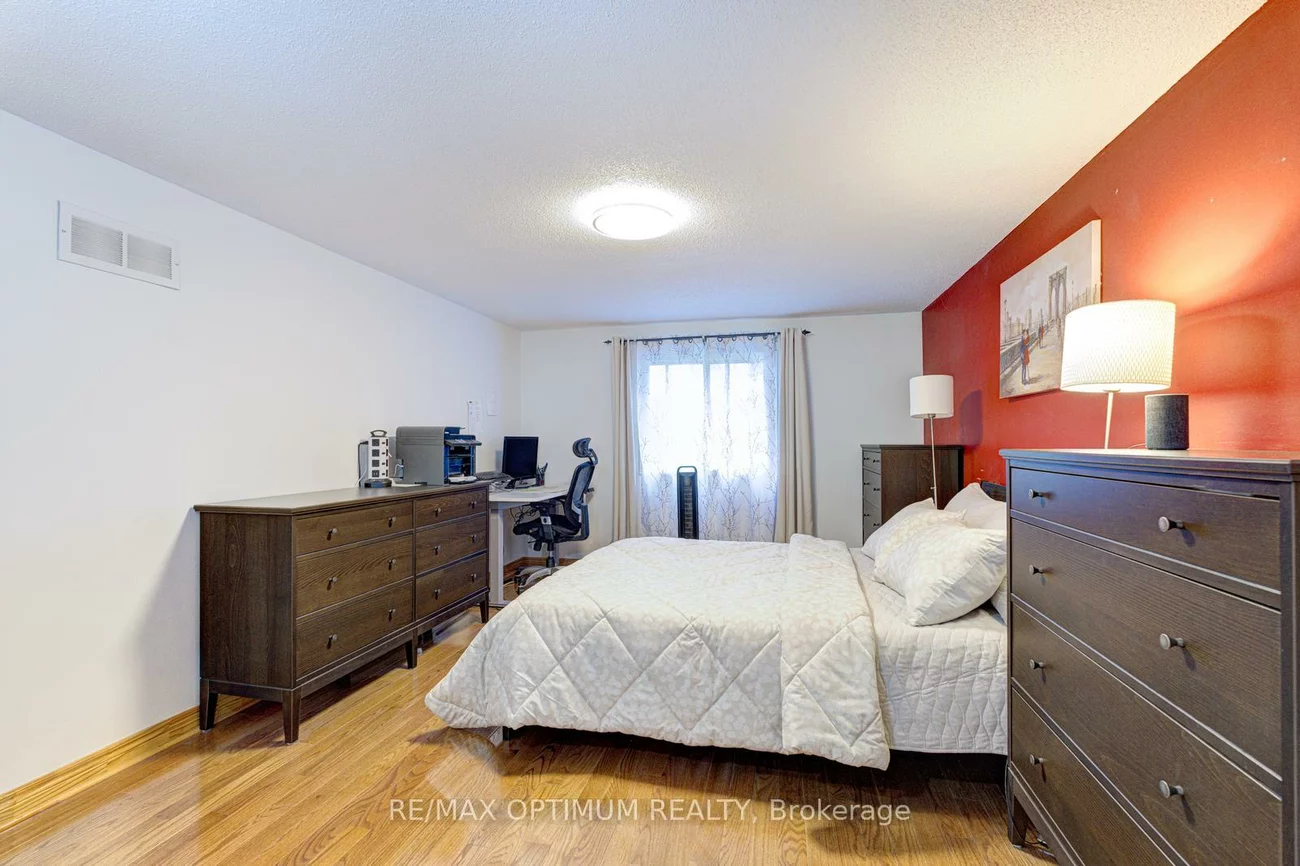 28, Stalbridge, Fletcher's Creek South, Brampton