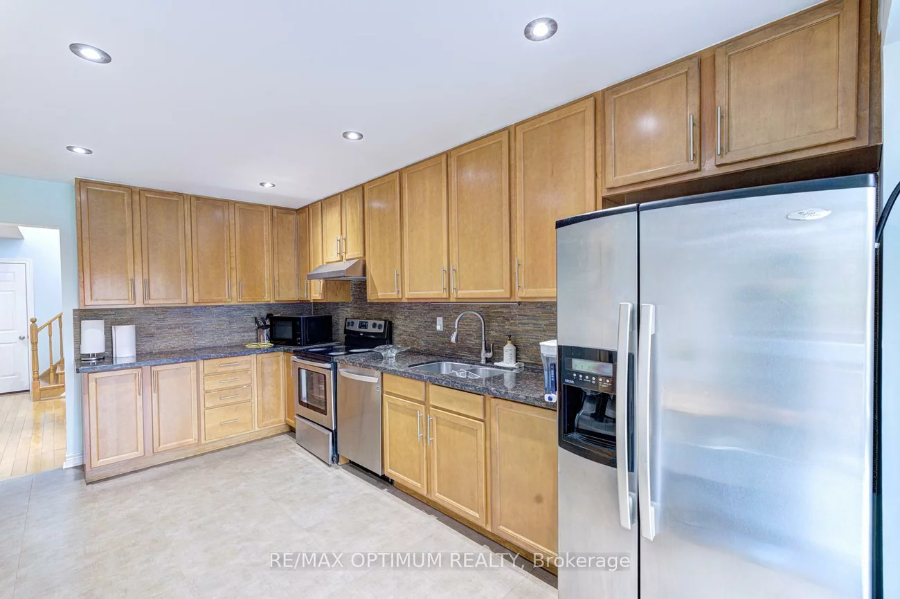 28, Stalbridge, Fletcher's Creek South, Brampton