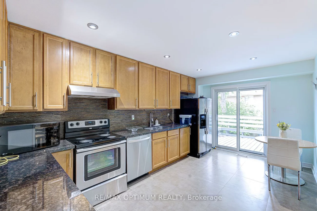 28, Stalbridge, Fletcher's Creek South, Brampton