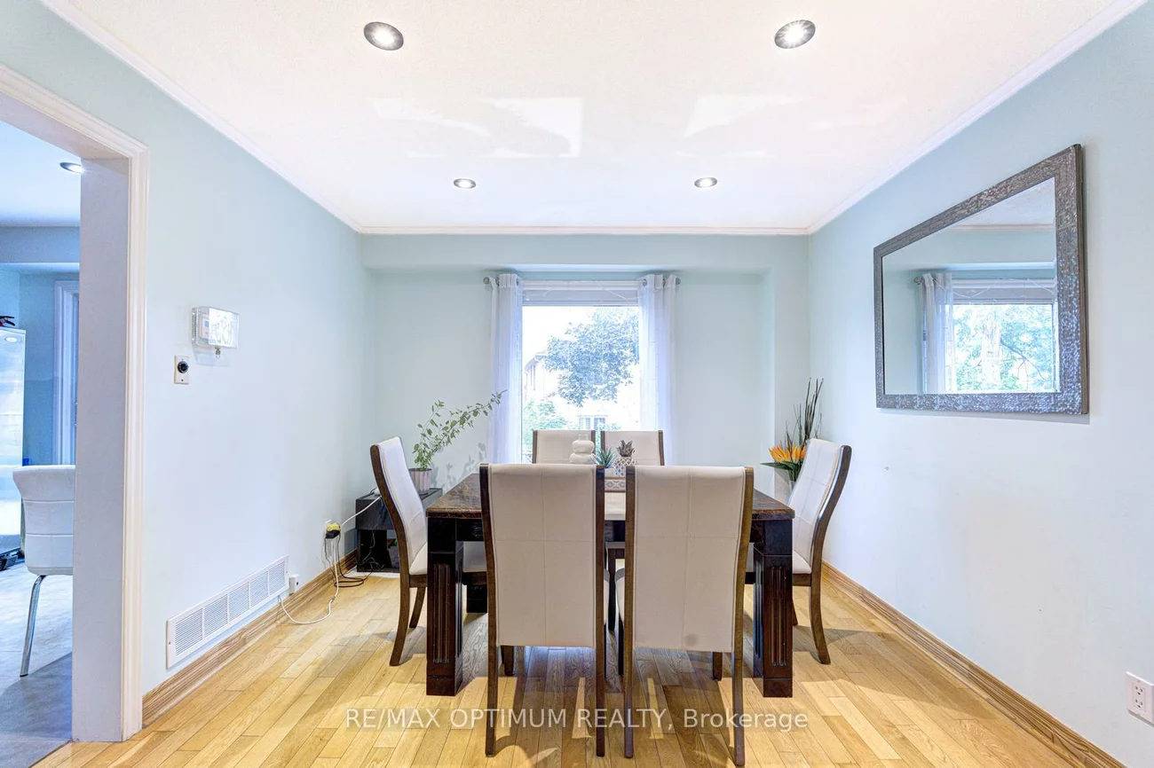 28, Stalbridge, Fletcher's Creek South, Brampton