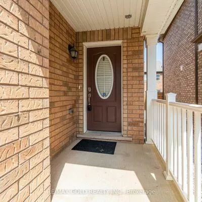 102, Leadenhall, Northwest Brampton, Brampton