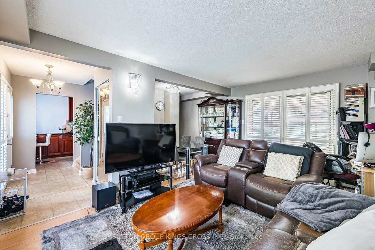 2, Hemlark, Central Park, Brampton