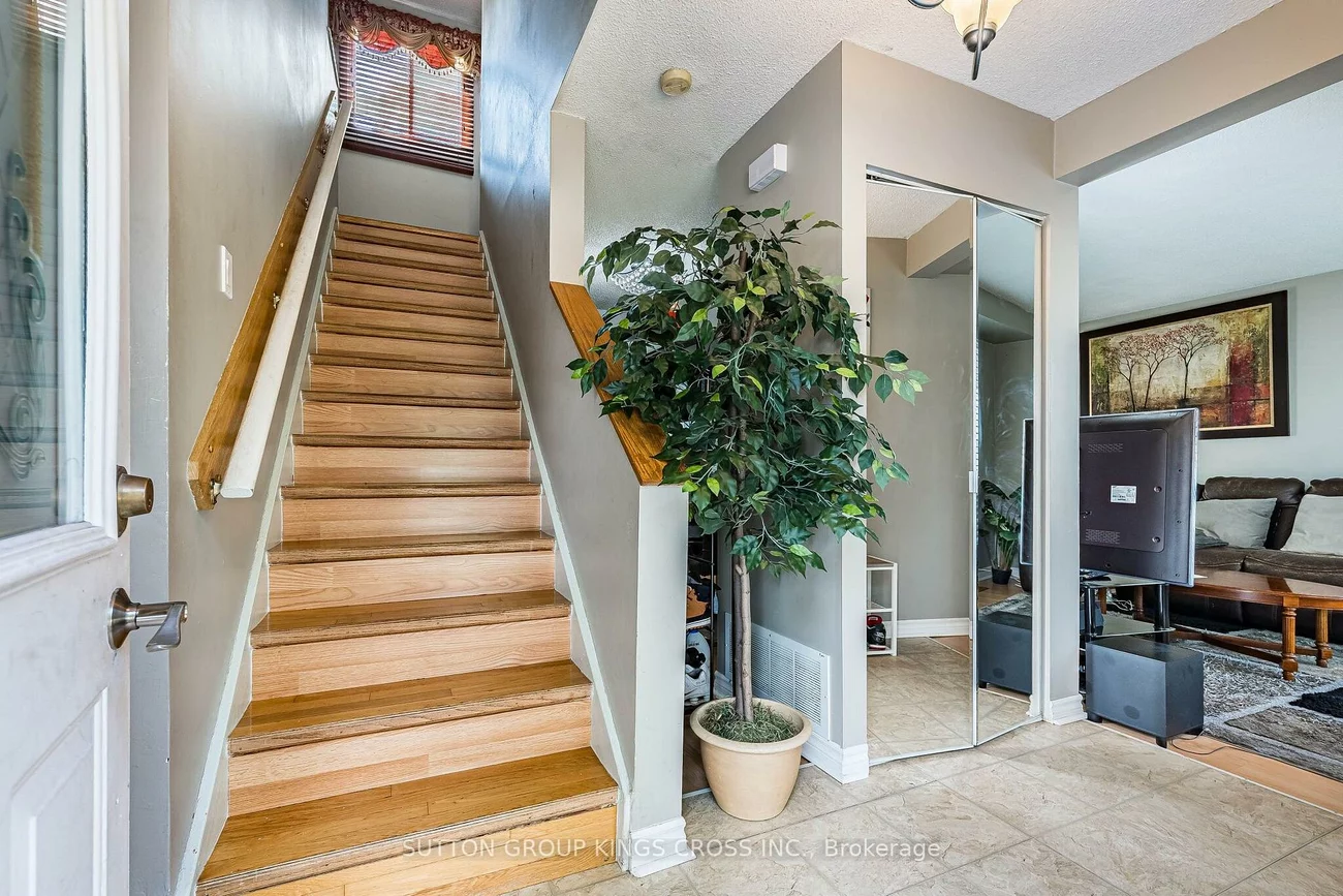 2, Hemlark, Central Park, Brampton