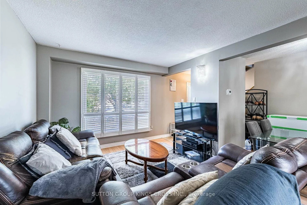 2, Hemlark, Central Park, Brampton