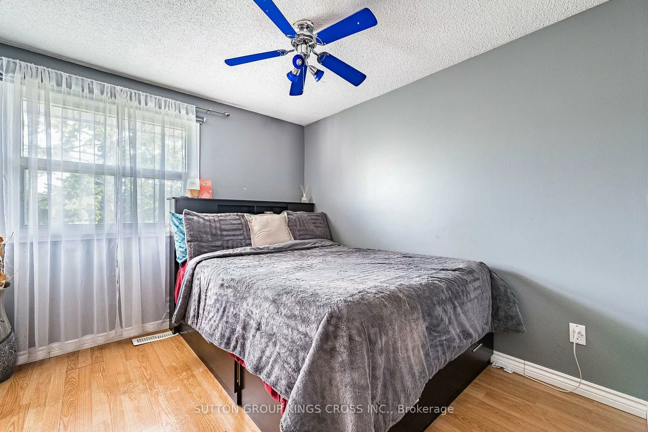 2, Hemlark, Central Park, Brampton