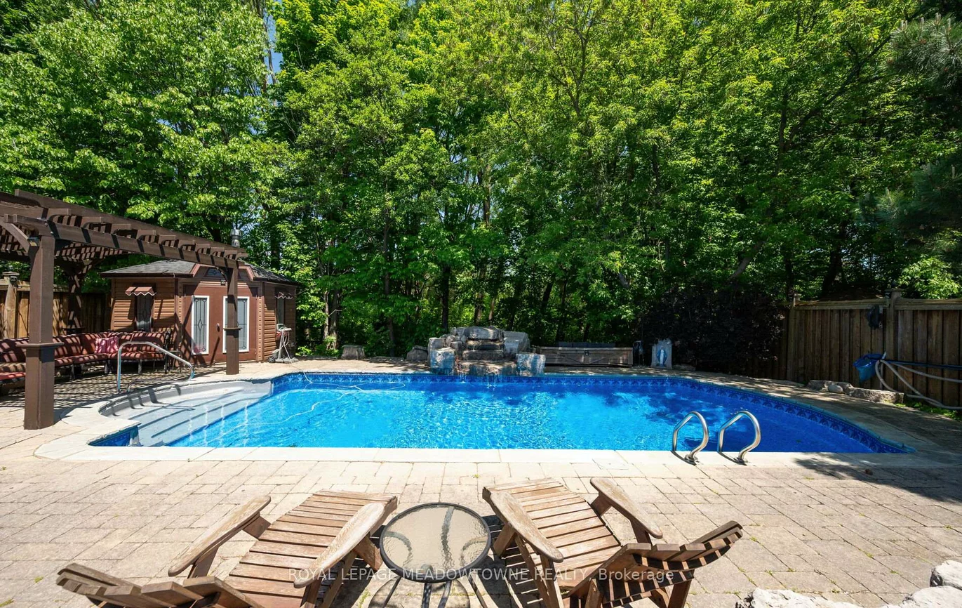 5, McNutt, Bram West, Brampton