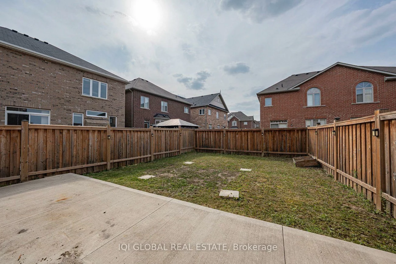 16, Zenida, Northwest Brampton, Brampton