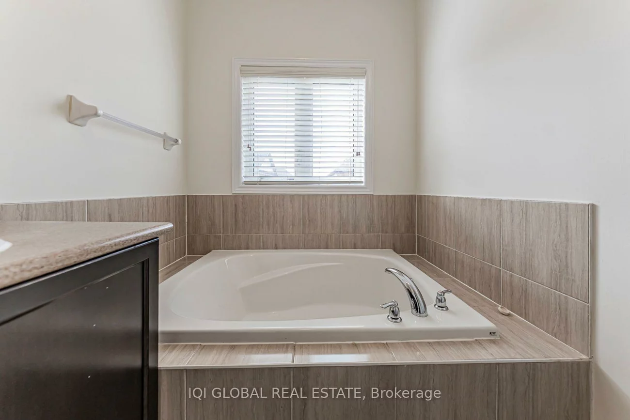 16, Zenida, Northwest Brampton, Brampton