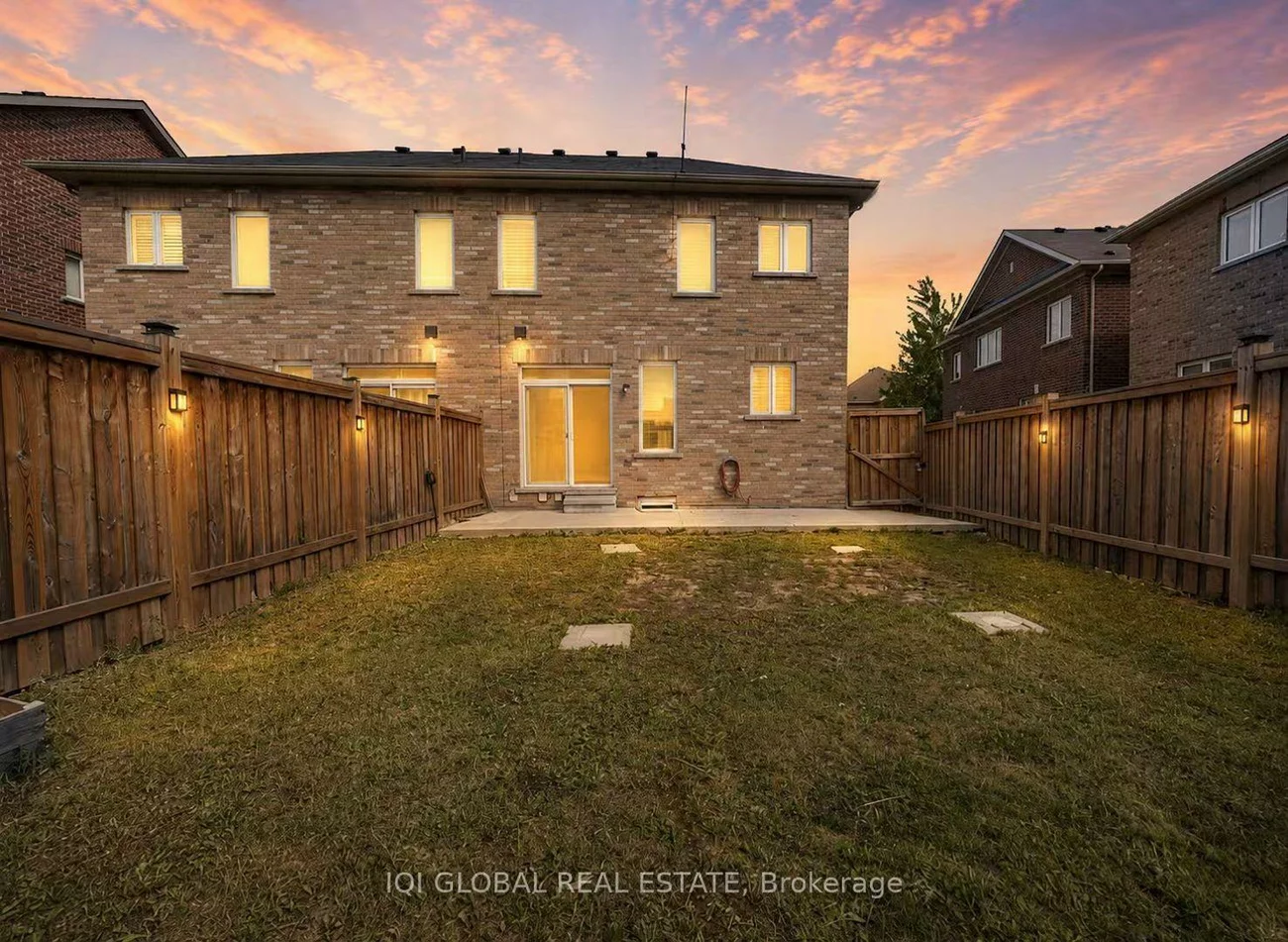16, Zenida, Northwest Brampton, Brampton