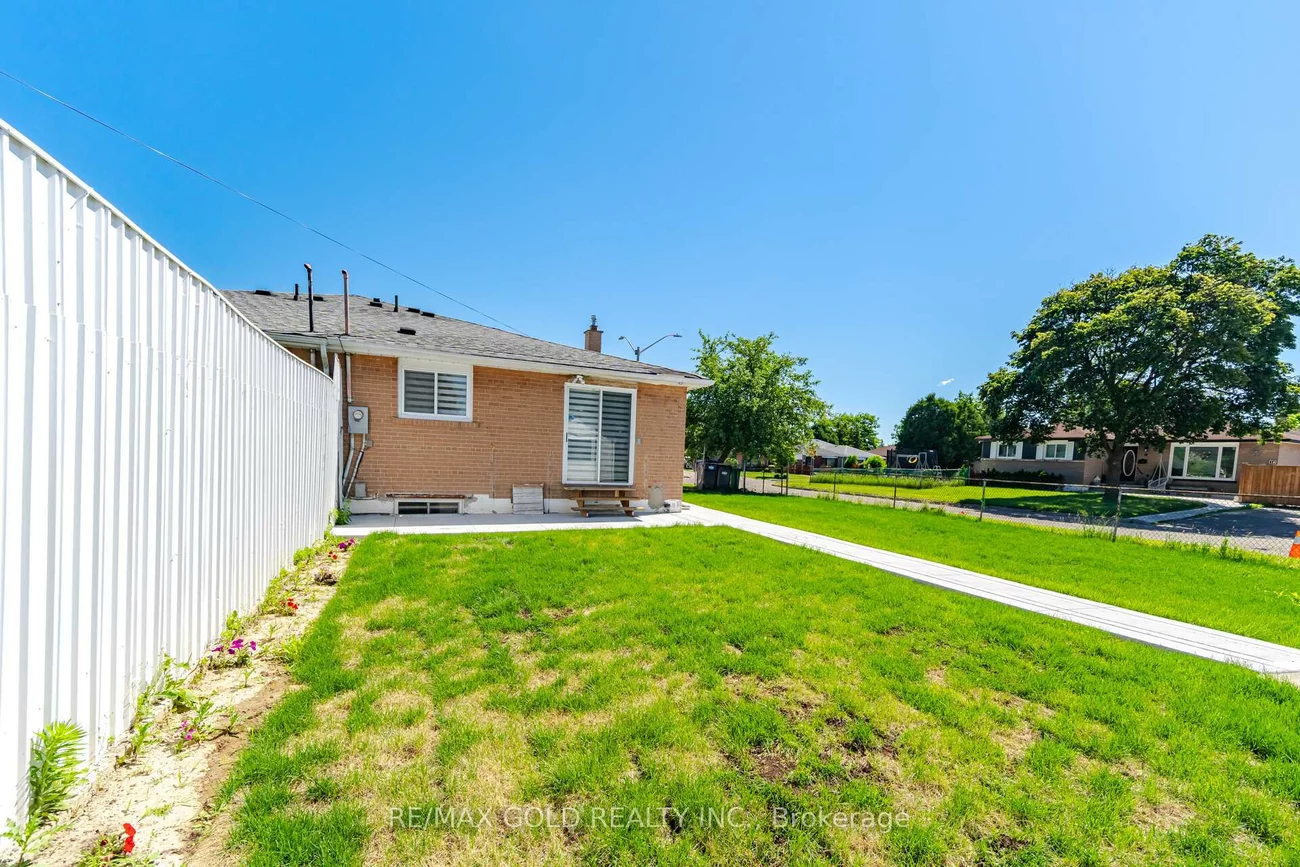 8, Athlone, Avondale, Brampton