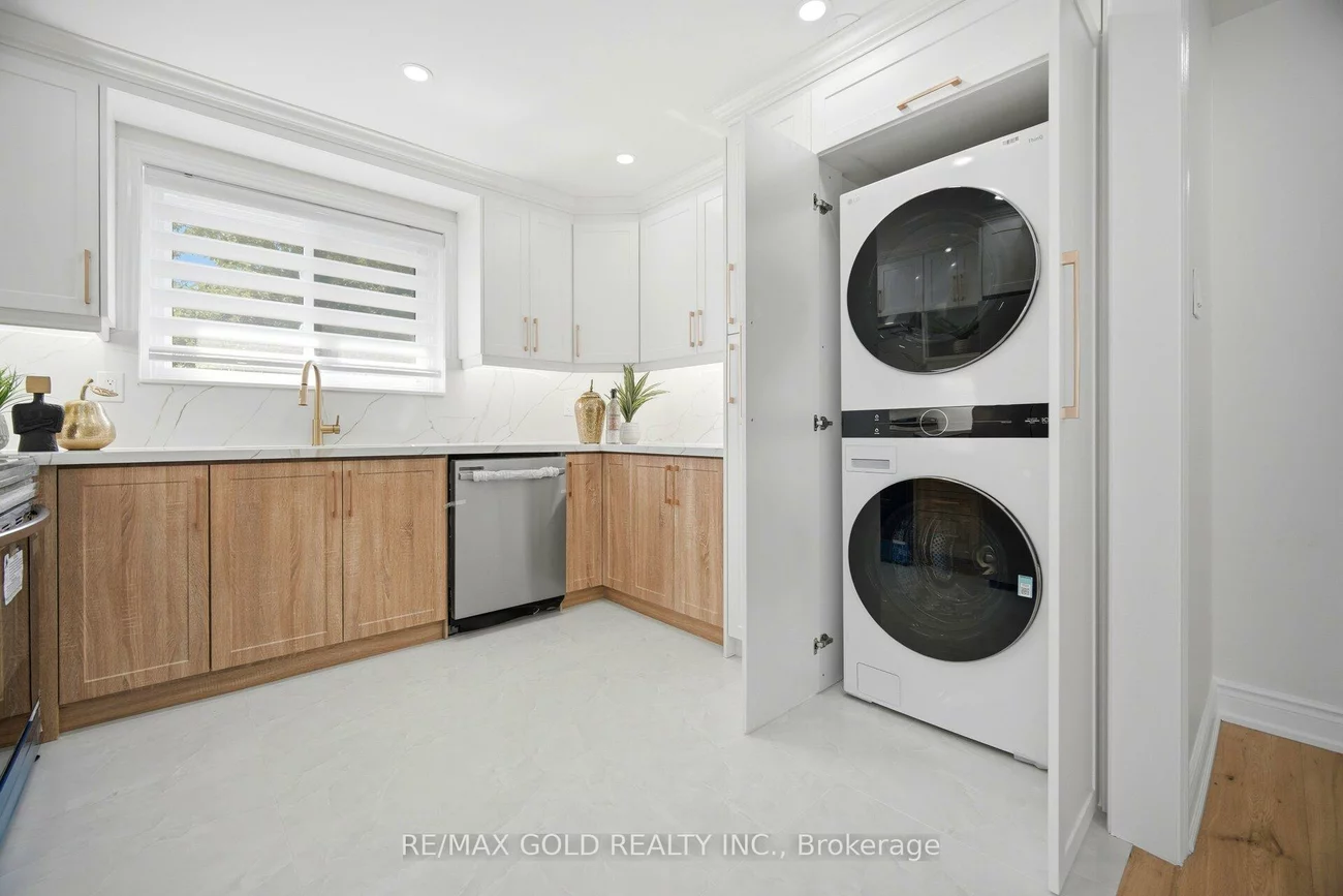 8, Athlone, Avondale, Brampton