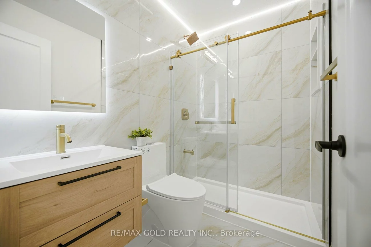 8, Athlone, Avondale, Brampton