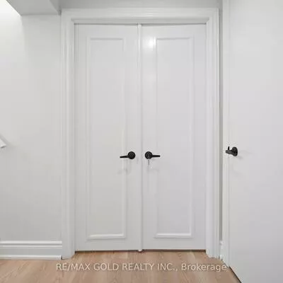 8, Athlone, Avondale, Brampton